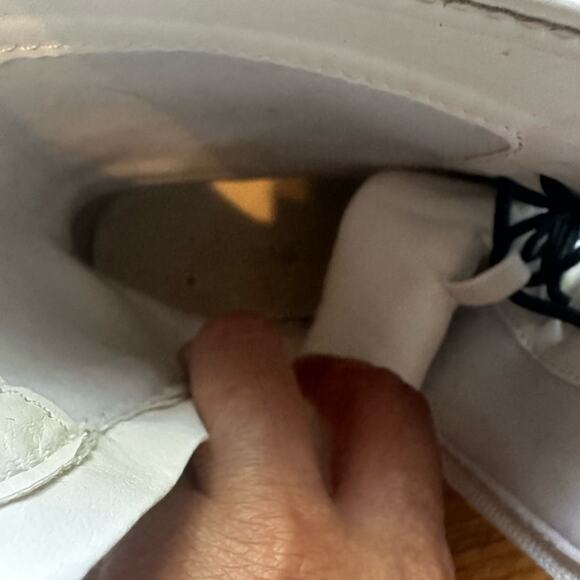 Weeboo White Combat Boots Size 10 – Minimal Wear, Bold Street Style - Picture 8 of 10